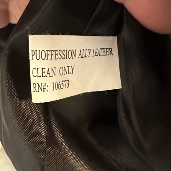 Leather Jacket - Picture 6 of 8